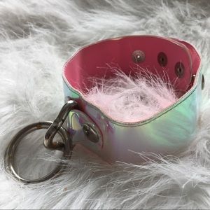 Esqape Holographic Ring Choker